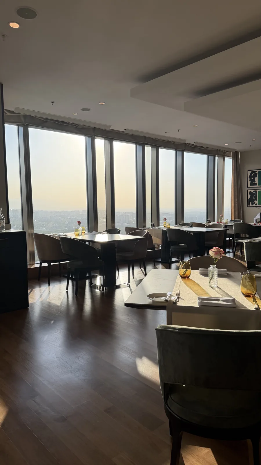 The Ritz-Carlton · Vista